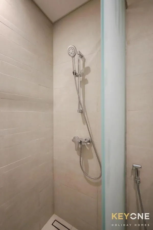Apartment Elegant Living At Azizi Riviera Studio Dubai